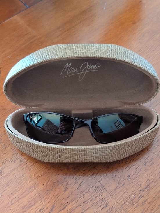 Maui Jim Brown Frames with Amber Polarized Lenses and Branded Case main image 8